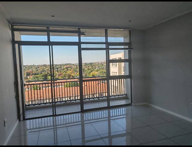 2 BEDROOM APARTMENT FOR SALE IN BEDFORDVIEW